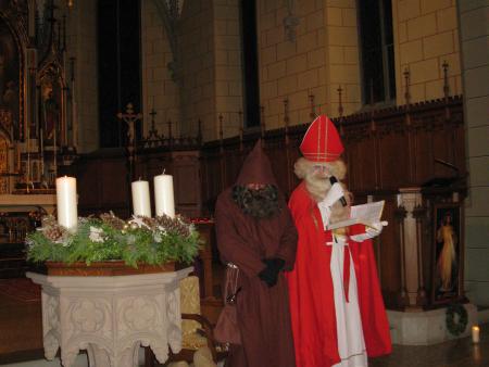 St. Nikolausbesuch in der Kirche